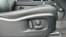 Land Rover Defender 2.0 P300 X-Dynamic SE 90 3dr Auto Petrol Estate